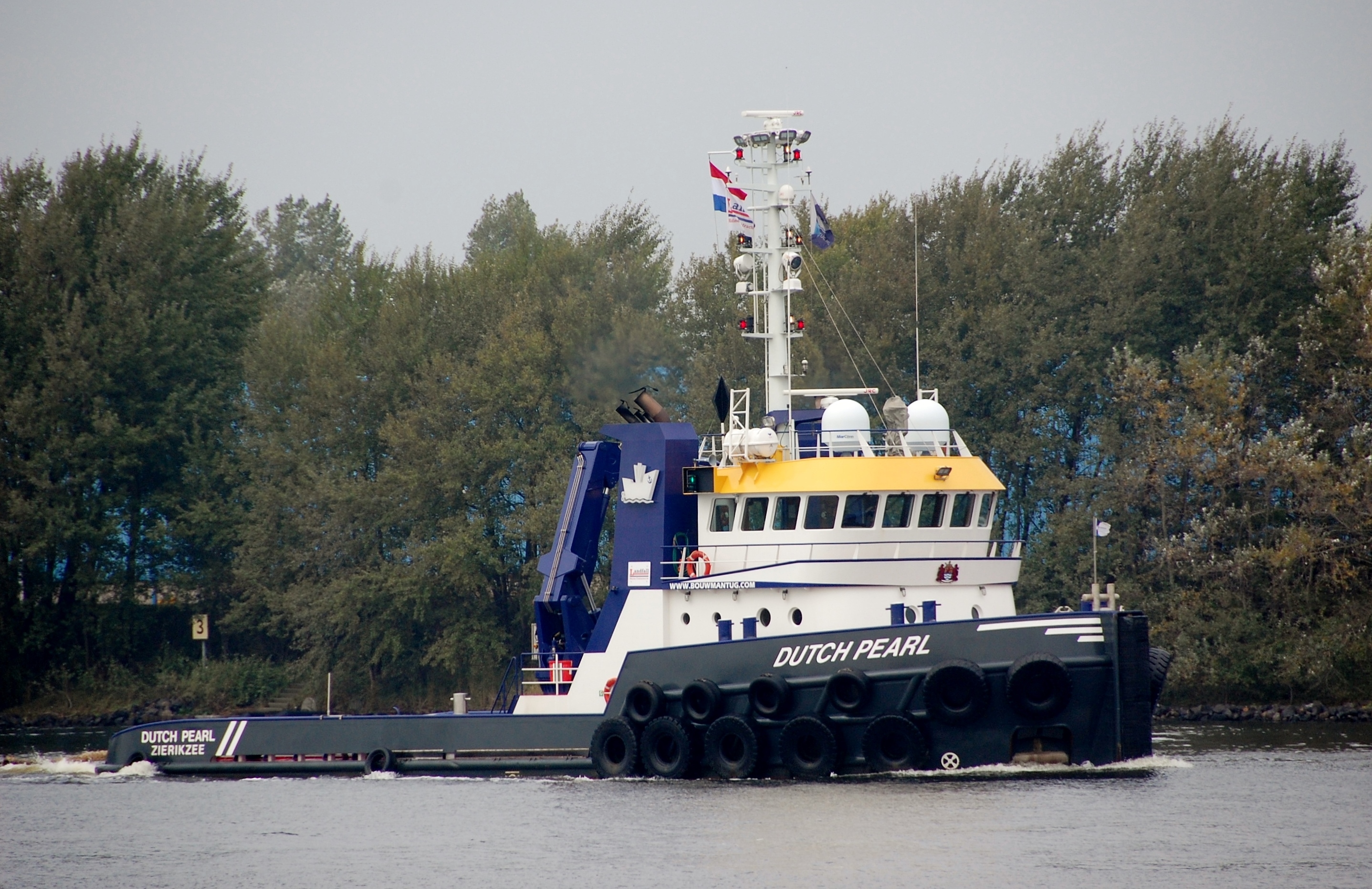 DUTCH PEARL met HEBO LIFT naar Velsen